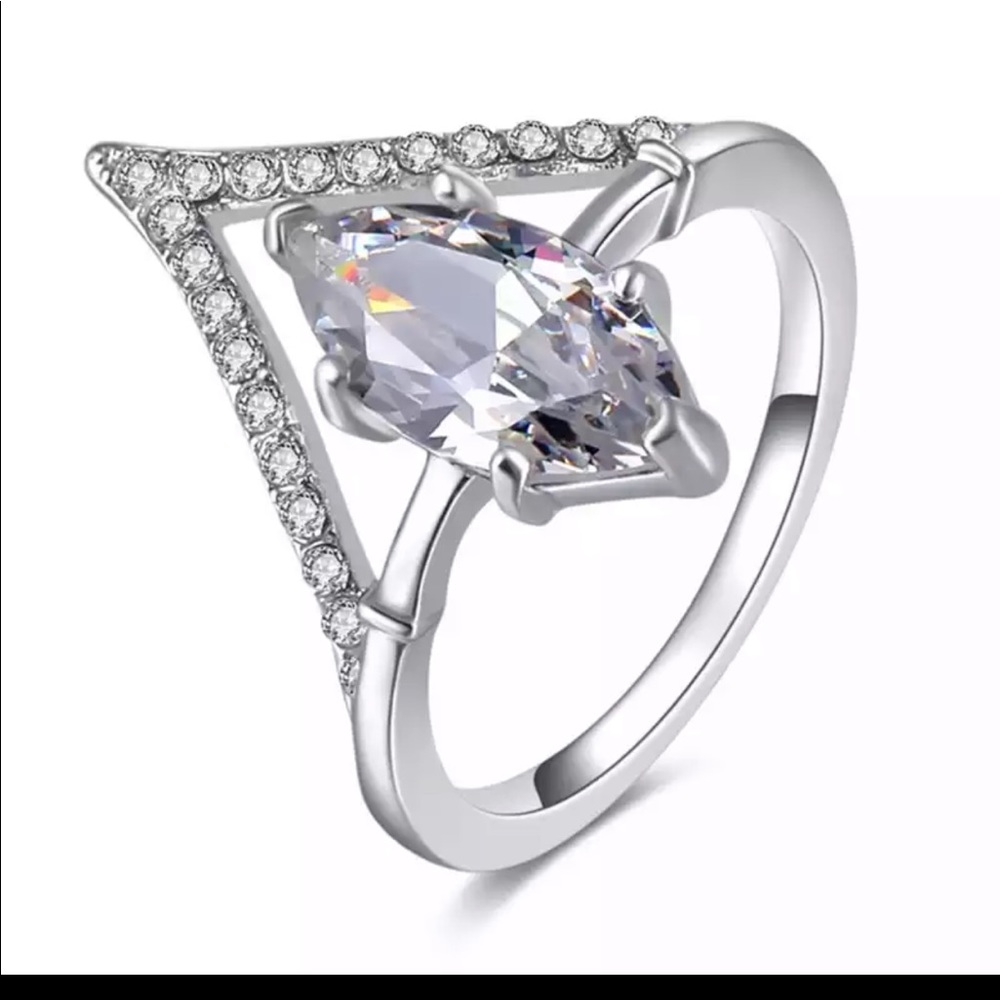NEW alloy micro-inlaid zircon ladies ring - Picture 2 of 5